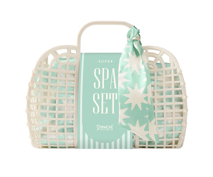 Pamper // Green